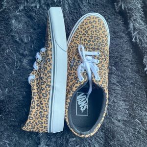 Leopard vans